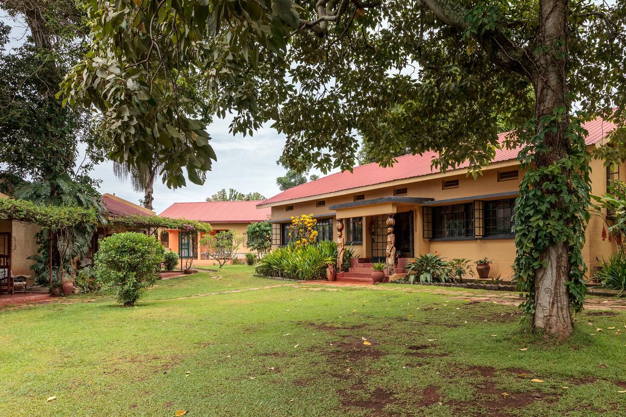 אנטבה Airport Guesthouse מראה חיצוני תמונה