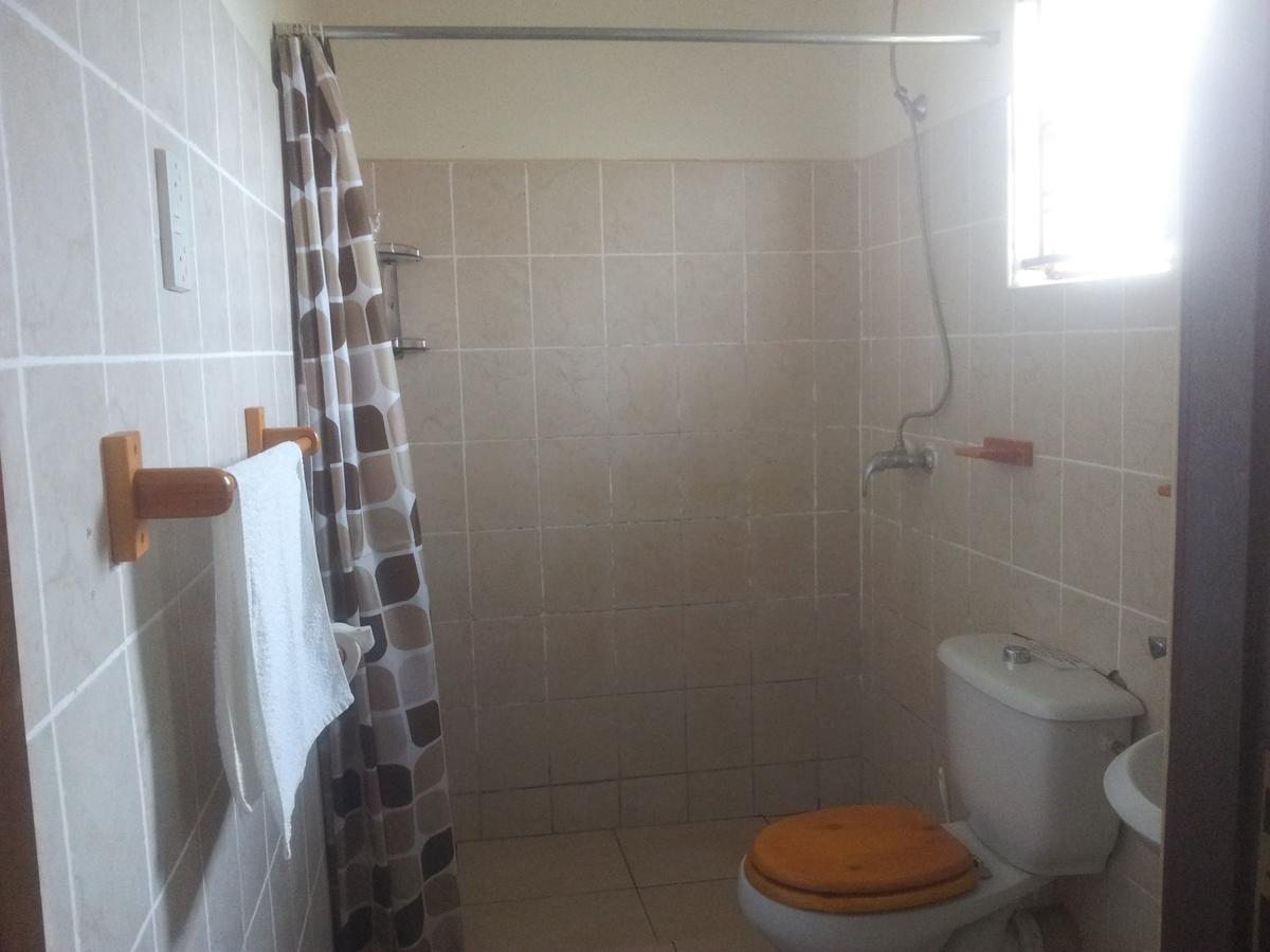 אנטבה Airport Guesthouse מראה חיצוני תמונה